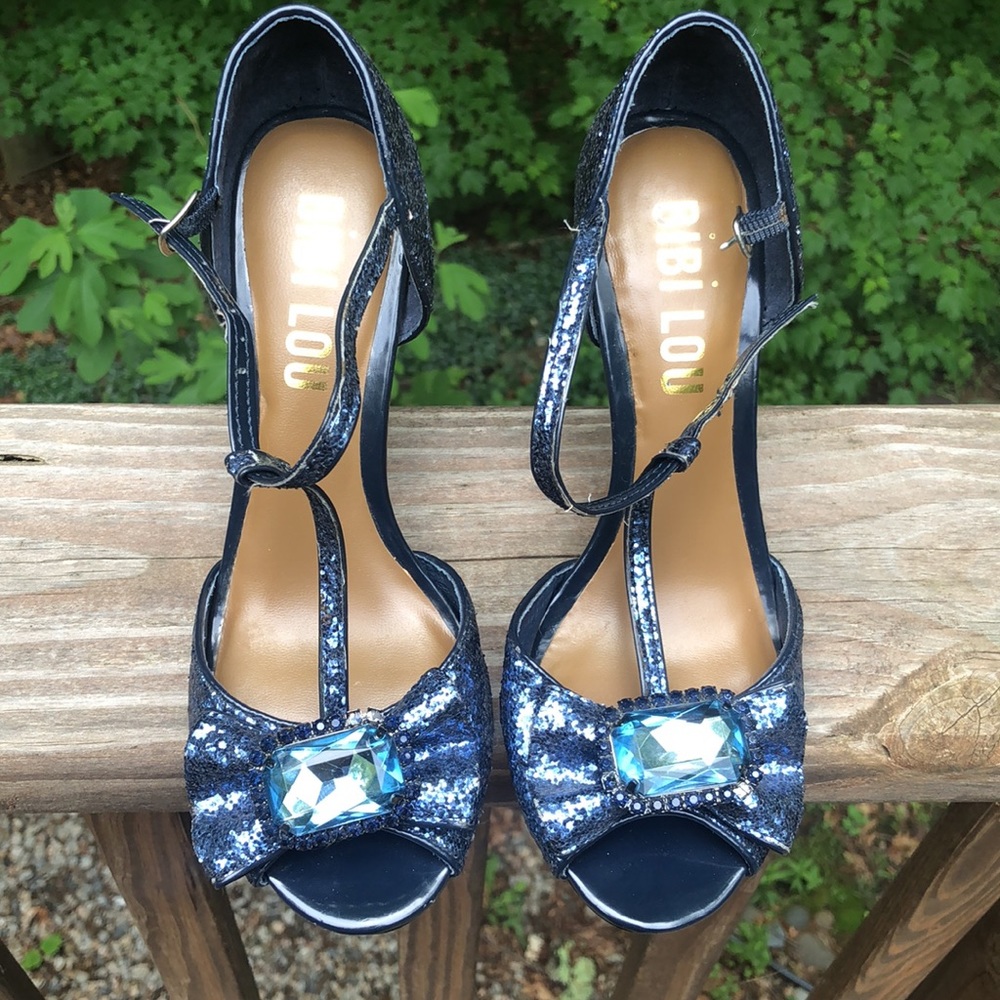 Stunning Bibi Lou Sun Glinted Peep Toe blue glitter heels BHLDN wedding sz 8 38